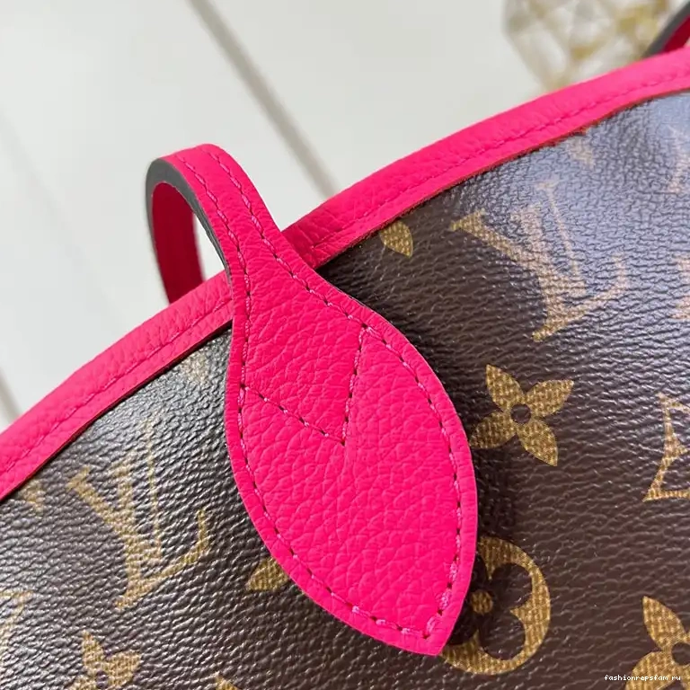 Fashionrepsfam ru Bags 2410YA0157 LV 0723